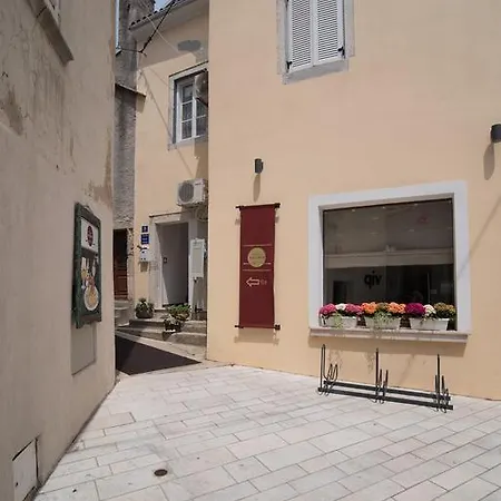 Apartment Marinko