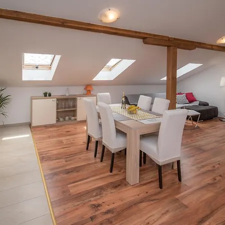 Marinko شقة كرك