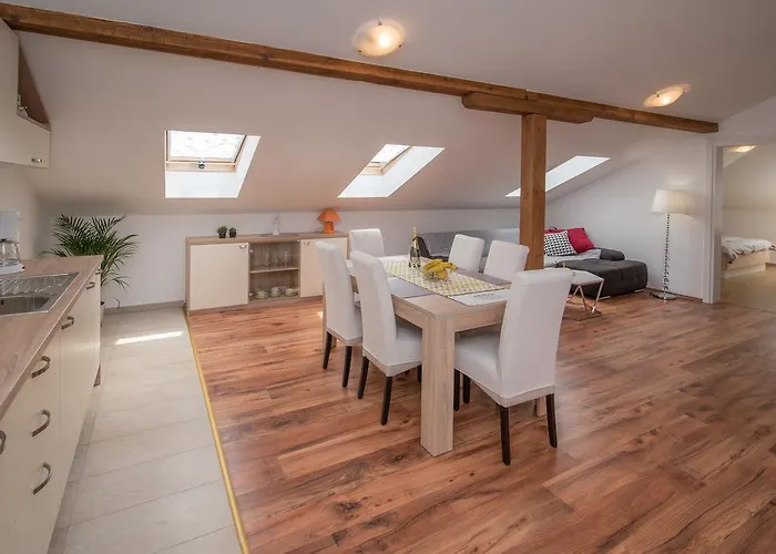 Marinko Apartamento Krk Town